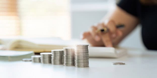 How Do I Figure Out My Net Monthly Income as a Federal Retiree?